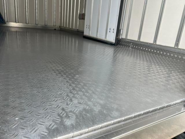 ISUZU ELF 2020 Image 31