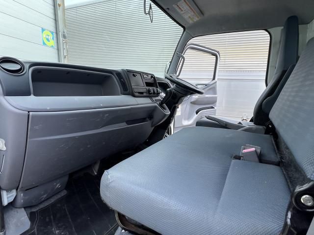 MITSUBISHI CANTER 2014 Image 31