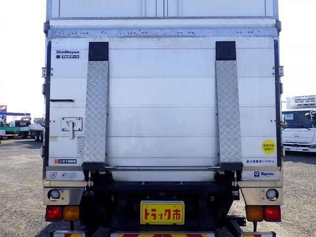 ISUZU FORWARD 2018 Image 31