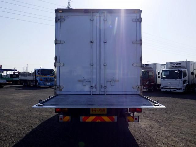 ISUZU FORWARD 2018 Image 31