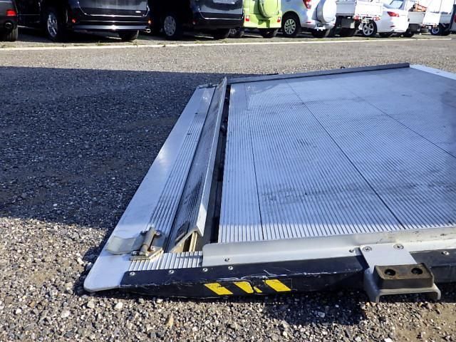 ISUZU FORWARD 2018 Image 31