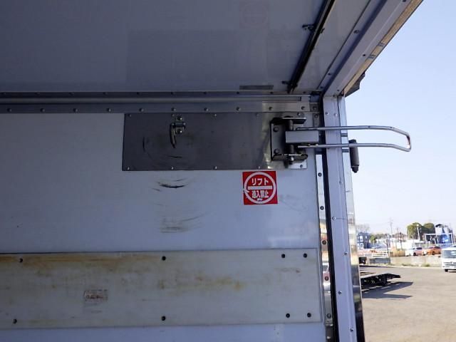 ISUZU FORWARD 2018 Image 31