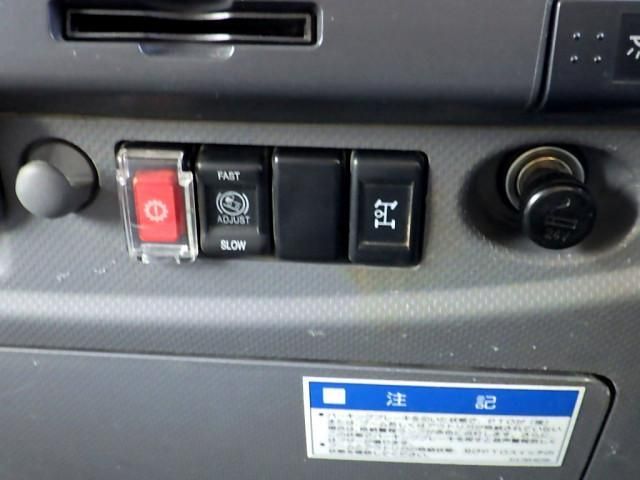 ISUZU FORWARD 2019 Image 31