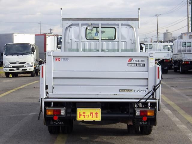 TOYOTA DYNA 2018 Image 31