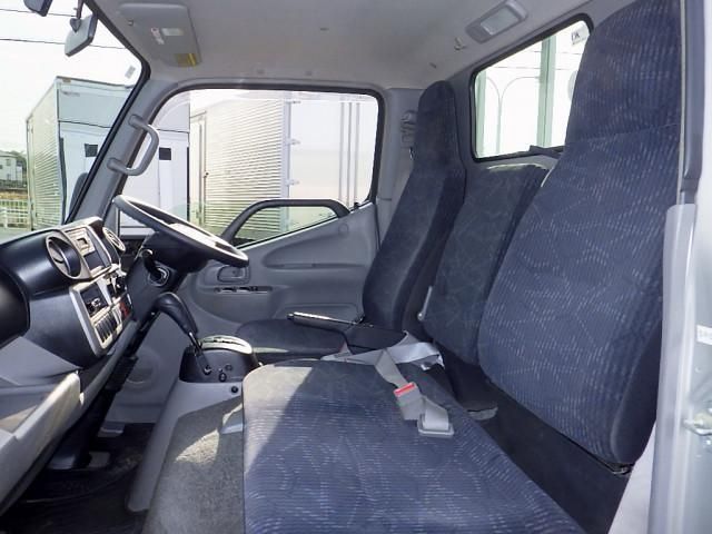 TOYOTA DYNA 2018 Image 31