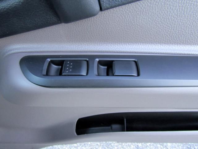 MITSUBISHI CANTER 2024 Image 31