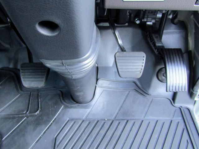 MITSUBISHI CANTER 2024 Image 31