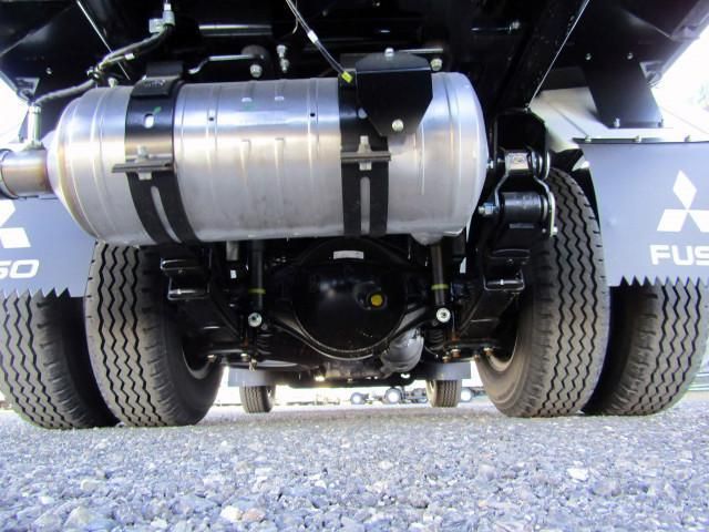 MITSUBISHI CANTER 2024 Image 31