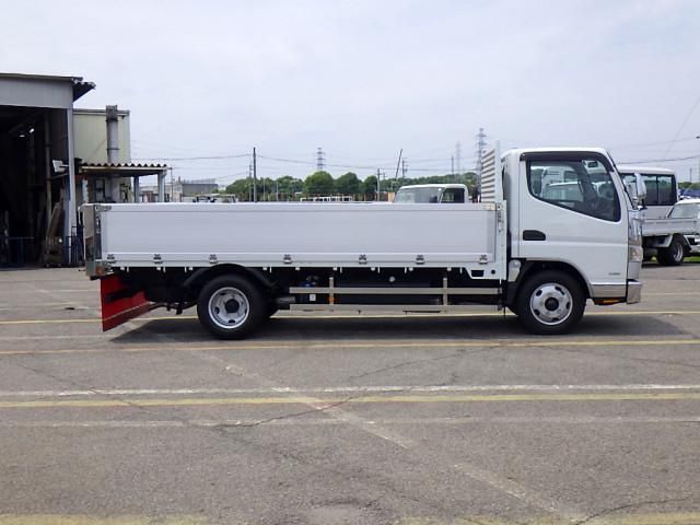 MITSUBISHI CANTER 2019 Image 31