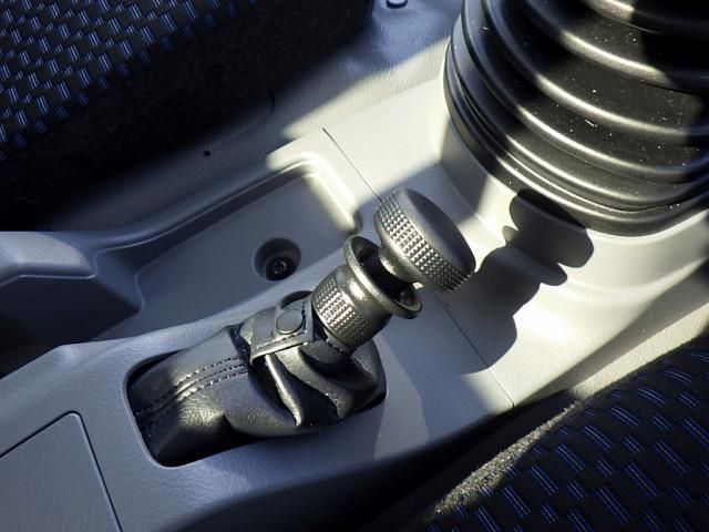 HINO DUTRO 2024 Image 31