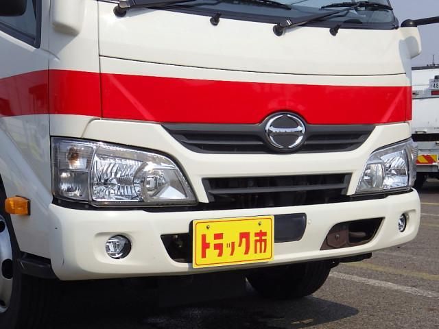 HINO DUTRO 2018 Image 31
