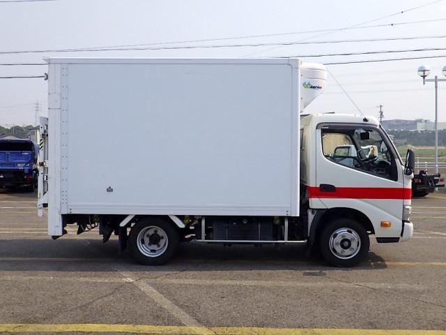HINO DUTRO 2018 Image 31