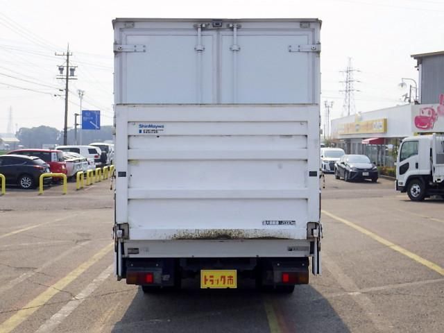 HINO DUTRO 2018 Image 31