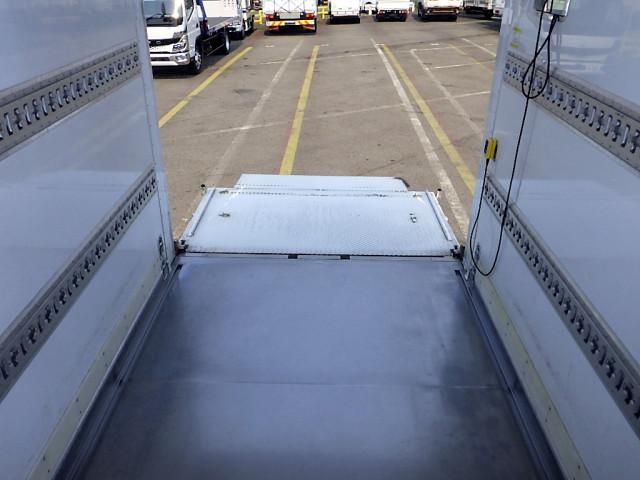 HINO DUTRO 2018 Image 31