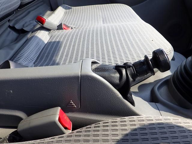 HINO DUTRO 2018 Image 31