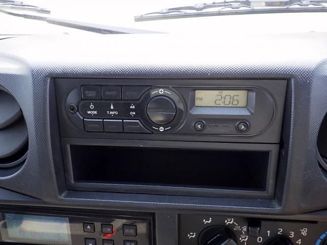 HINO DUTRO 2018 Image 31