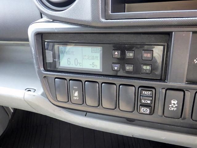 HINO DUTRO 2018 Image 31