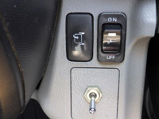 HINO DUTRO 2018 Image 31