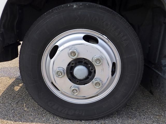 HINO DUTRO 2018 Image 31