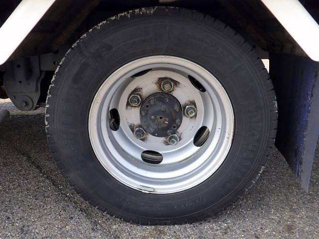 HINO DUTRO 2018 Image 31