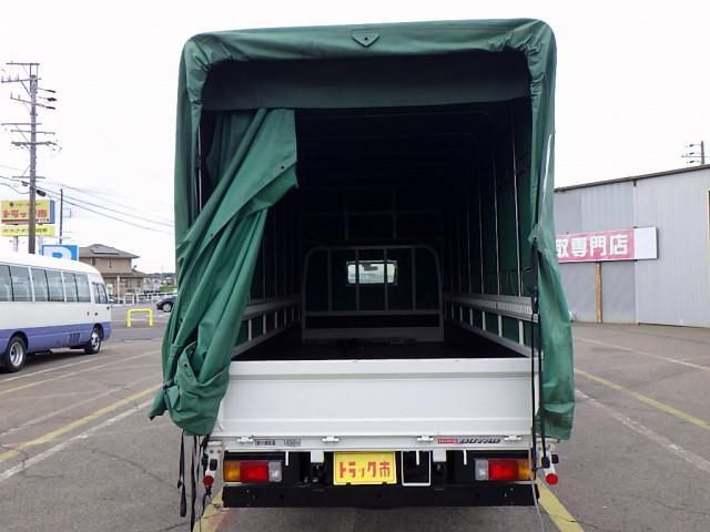 HINO DUTRO 2017 Image 31