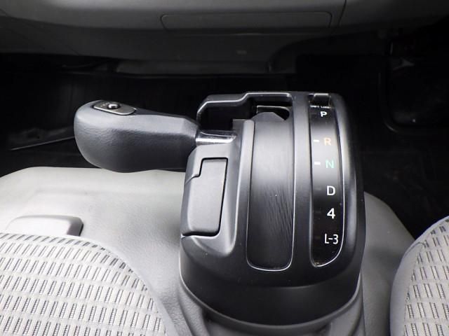 HINO DUTRO 2017 Image 31