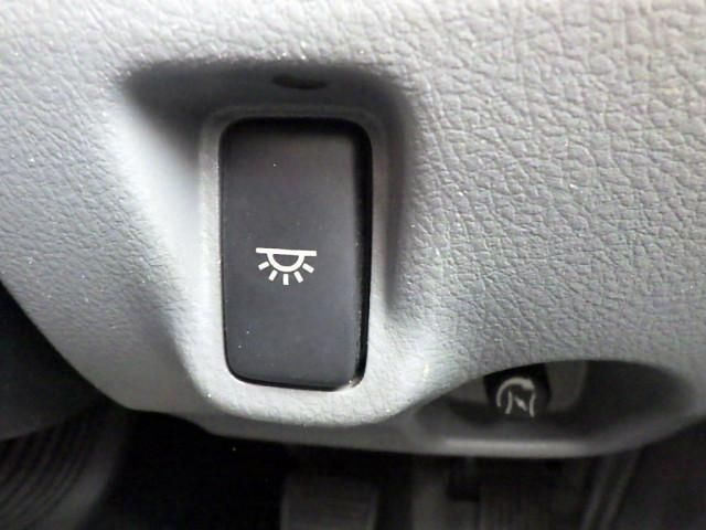 HINO DUTRO 2017 Image 31