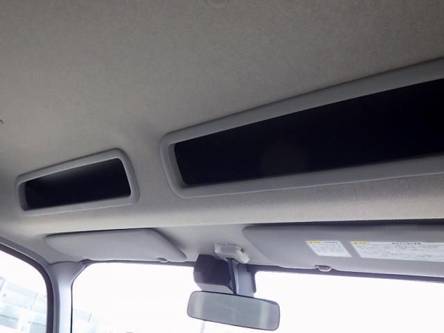 HINO DUTRO 2017 Image 31