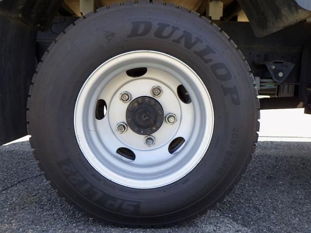 HINO DUTRO 2015 Image 31