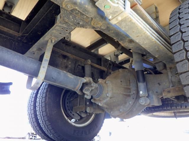 HINO DUTRO 2015 Image 31