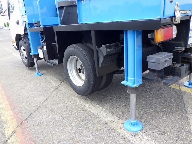 HINO DUTRO 2015 Image 31