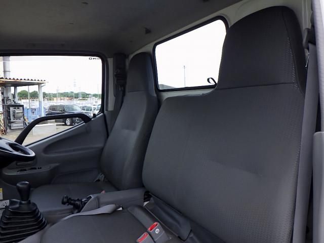 HINO DUTRO 2015 Image 31