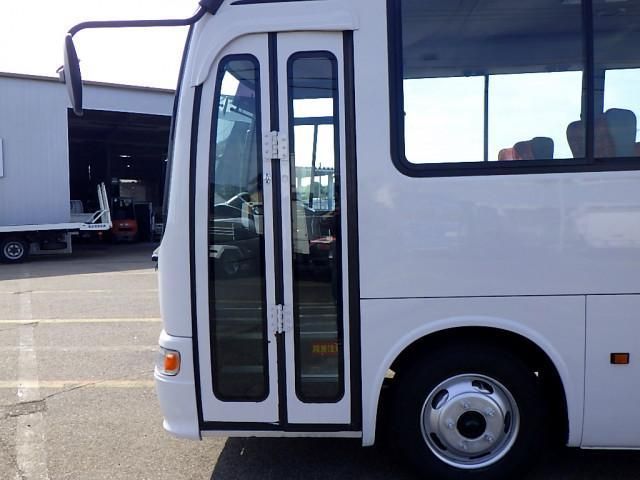 HINO LIESSE 2009 Image 31