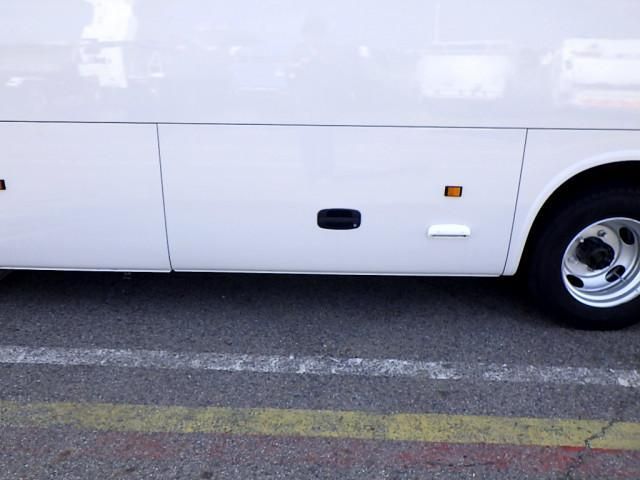 HINO LIESSE 2009 Image 31