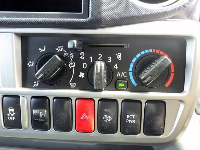 TOYOTA TOYOACE 2019 Image 31