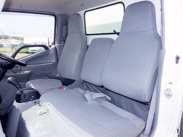 TOYOTA DYNA 2018 Image 31