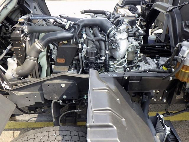 ISUZU FORWARD 2023 Image 31