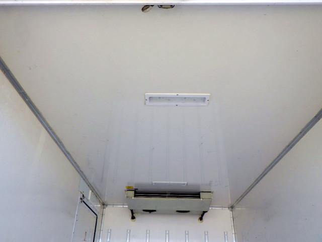 HINO DUTRO 2017 Image 31