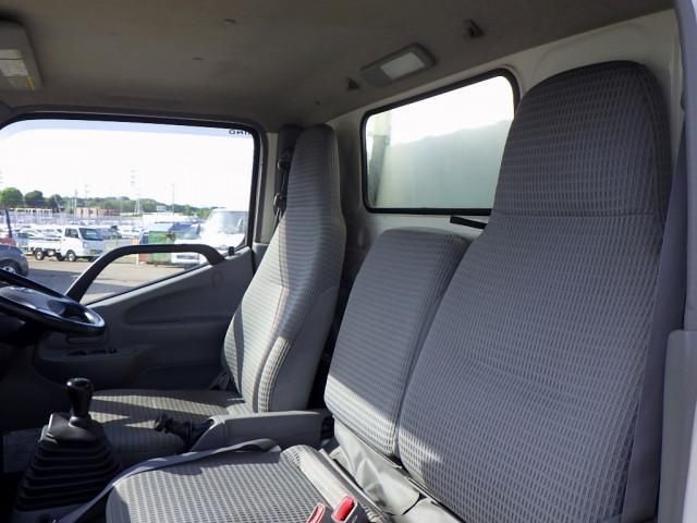 HINO DUTRO 2017 Image 31