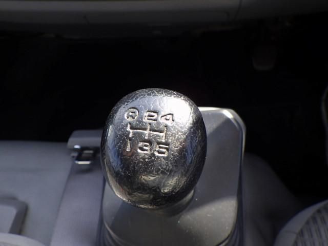 HINO DUTRO 2017 Image 31