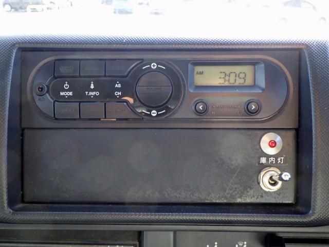 HINO DUTRO 2017 Image 31