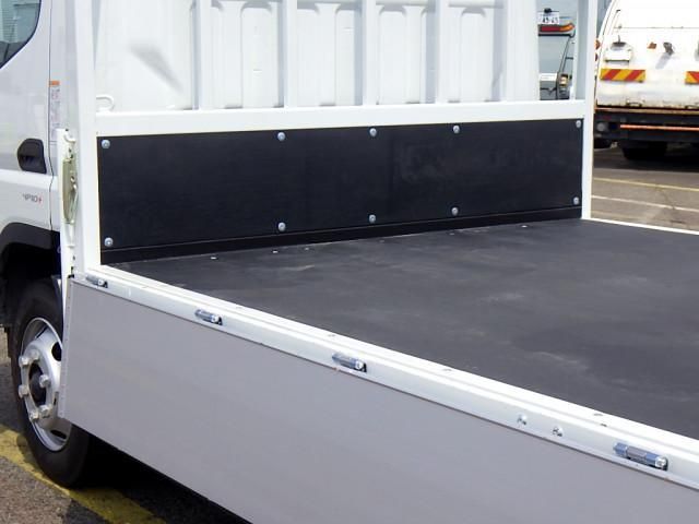 MITSUBISHI CANTER 2024 Image 31