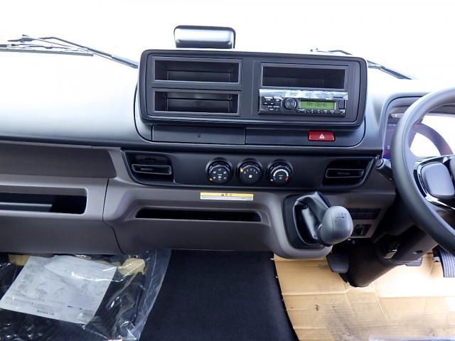 MITSUBISHI CANTER 2024 Image 31