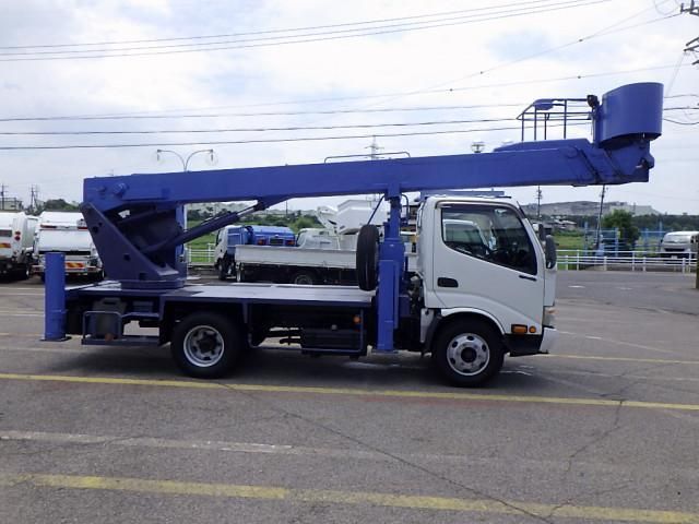 HINO DUTRO 2012 Image 31
