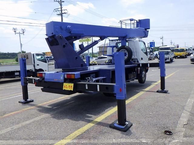 HINO DUTRO 2012 Image 31