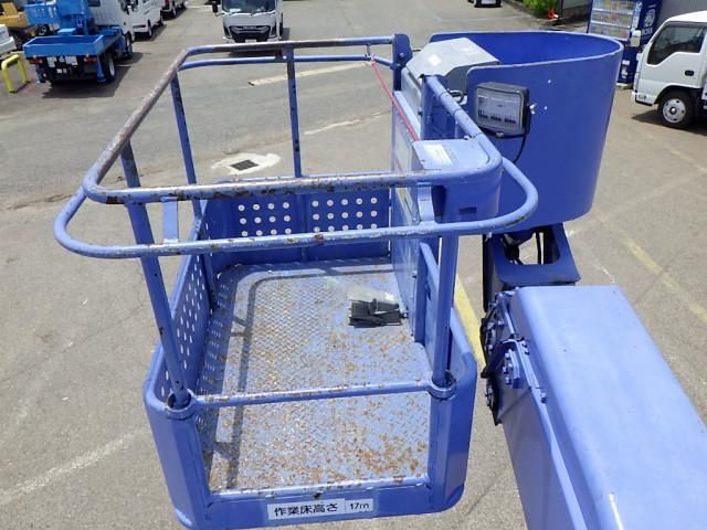 HINO DUTRO 2012 Image 31