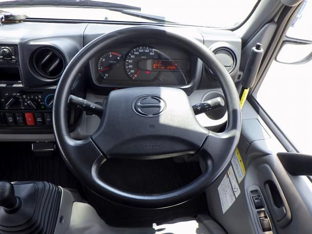 HINO DUTRO 2012 Image 31