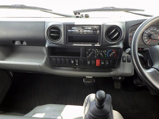 HINO DUTRO 2012 Image 31