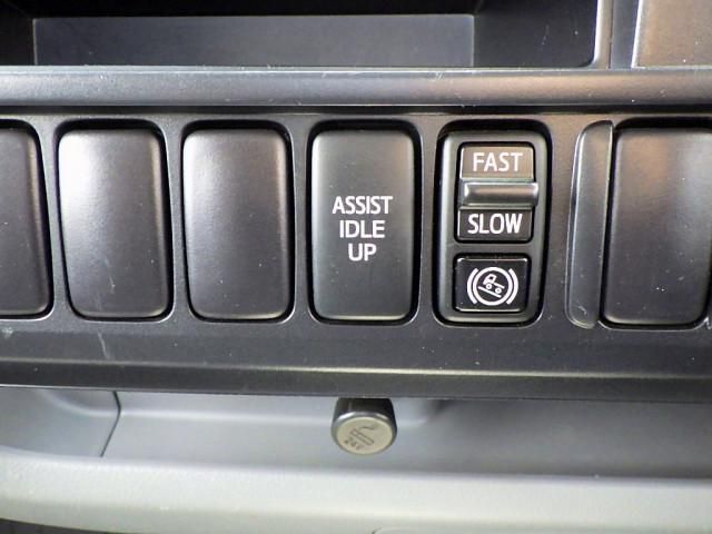 HINO DUTRO 2012 Image 31