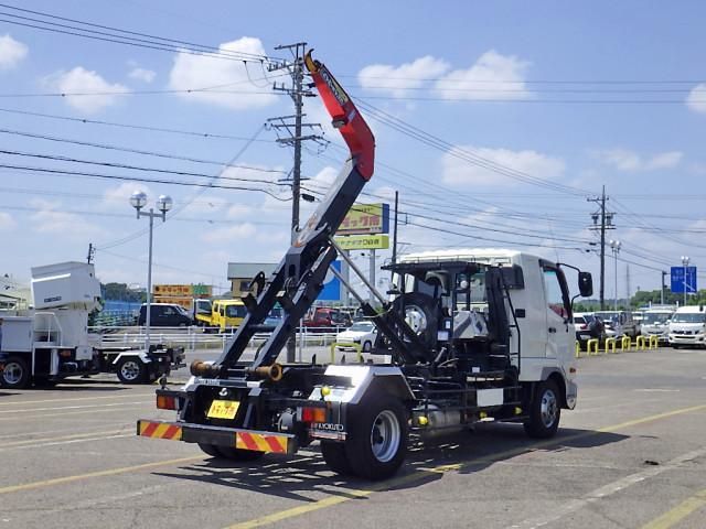 MITSUBISHI FUSOU FIGHTER 2018 Image 31